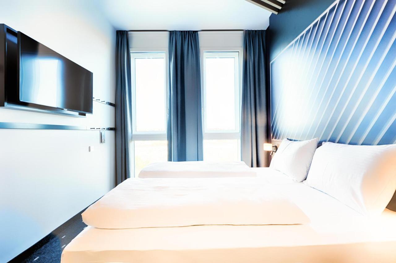B&B Hotel Nuernberg-West Екстер'єр фото