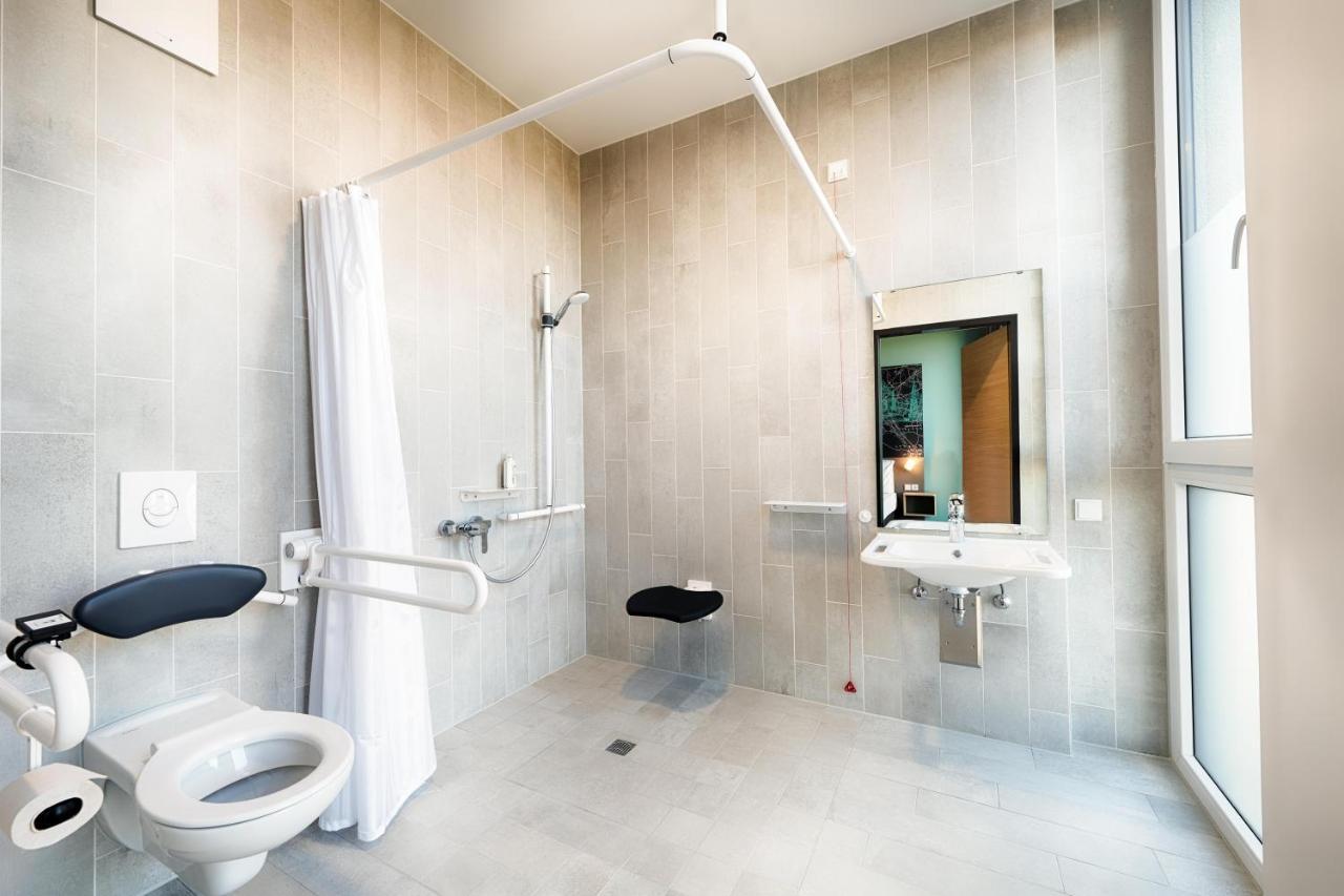 B&B Hotel Nuernberg-West Екстер'єр фото